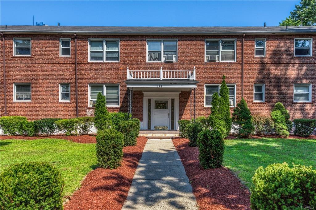 485 Webster Avenue - Photo 1