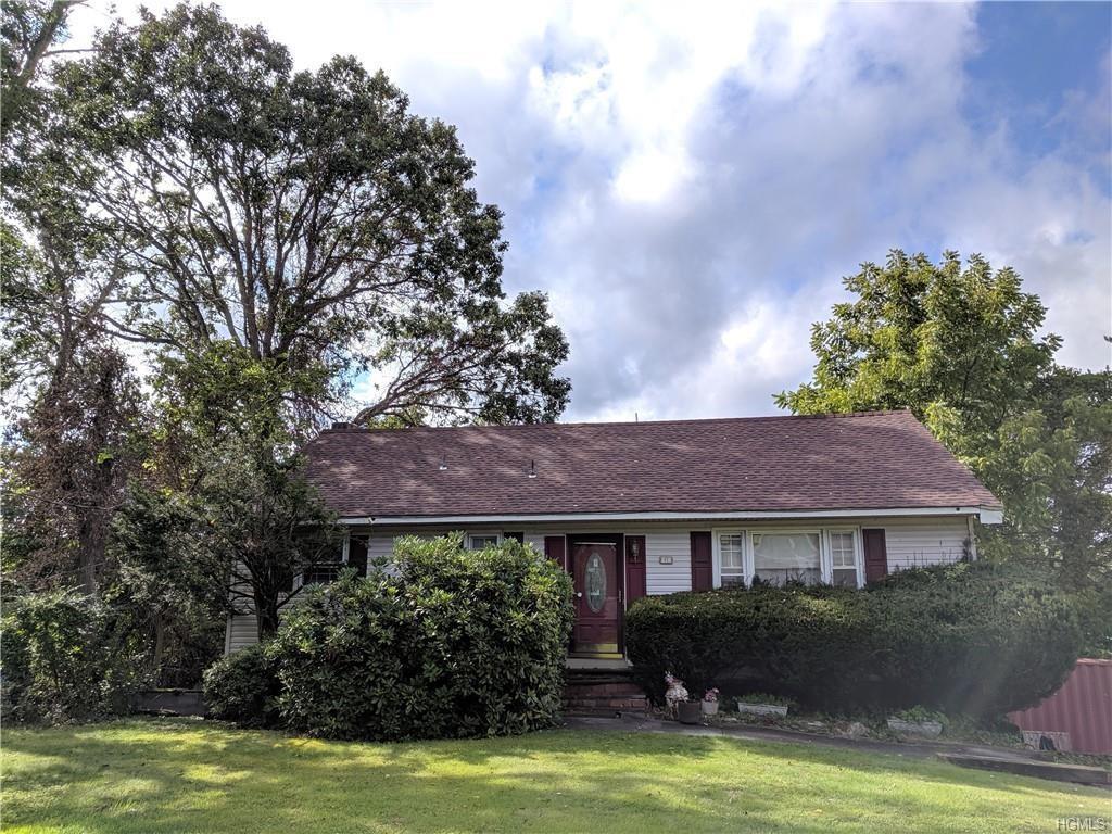11 James Way - Photo 1