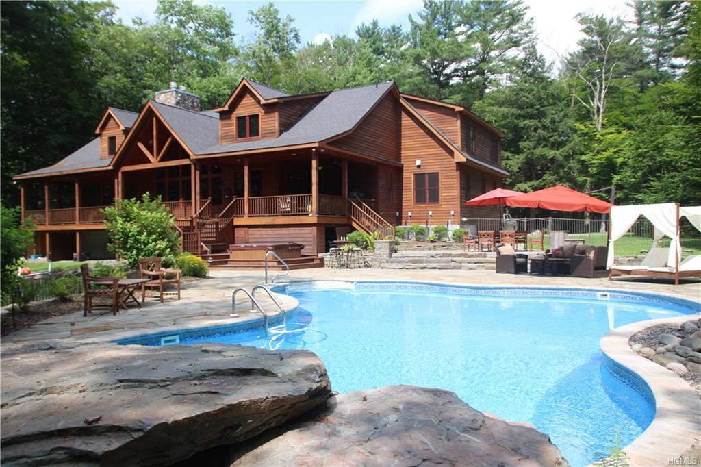 252 Woodstone Trail - Photo 1