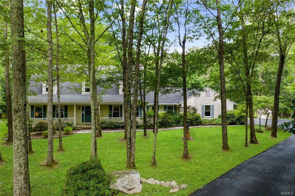 18 Tall Pines Road - Photo 1