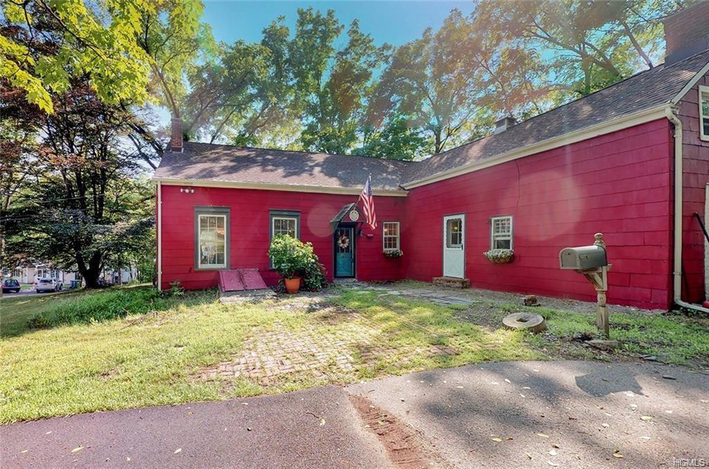 124 Golden Hill Avenue - Photo 1