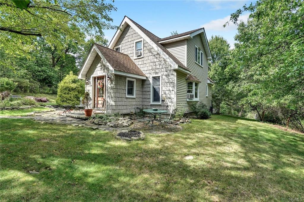 106 Weygant Hill - Photo 1