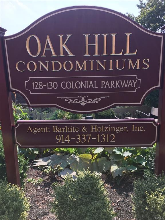 130 Colonial Parkway - Photo 1