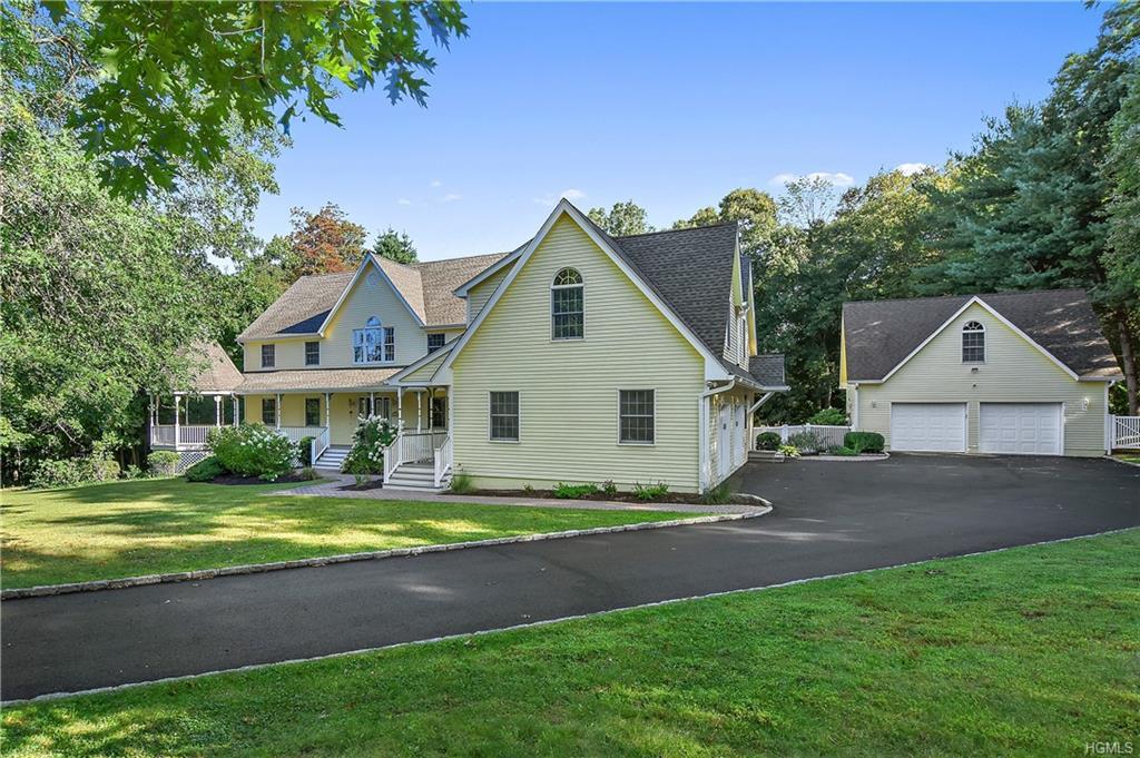 16 Meola Drive - Photo 1