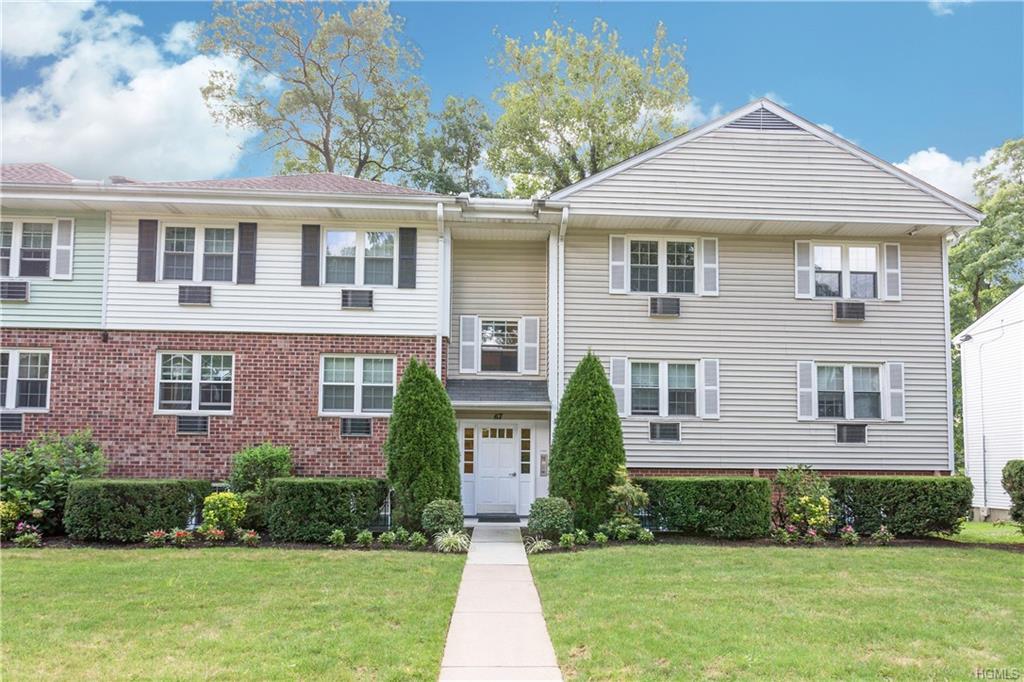 67 Lorraine Terrace - Photo 1