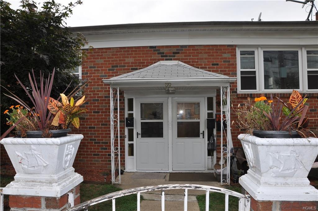 89 Dartmouth Avenue - Photo 1