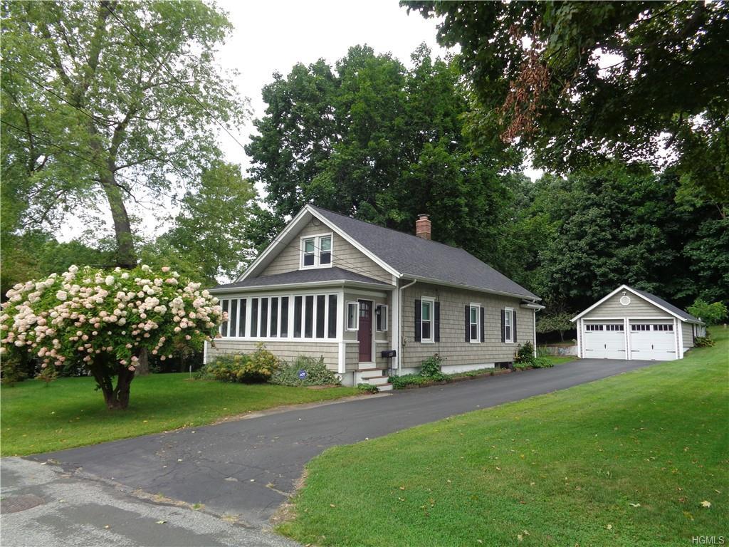 18 Sunset Avenue - Photo 1 18 Sunset Avenue - Photo 1