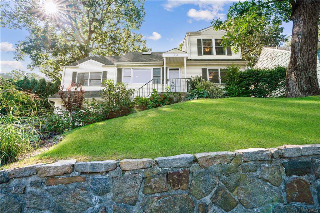 1660 Mamaroneck Avenue - Photo 1