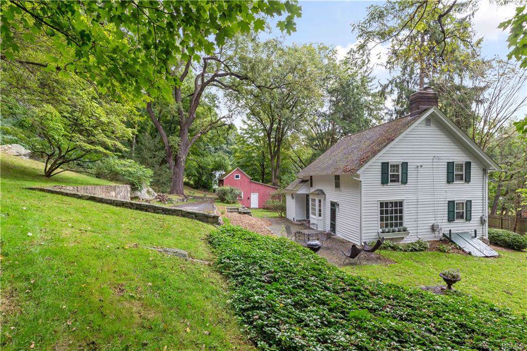 180 Pound Ridge Road - Photo 1