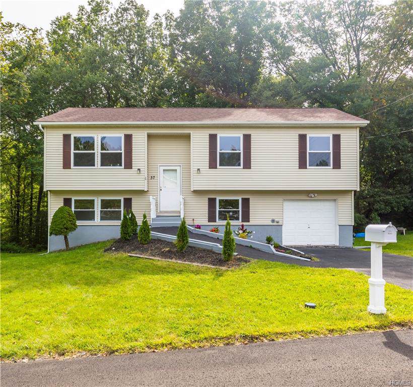 37 Maple Drive - Photo 1