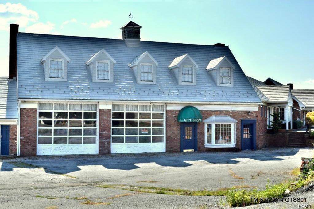625 Glenwood Road - Photo 1