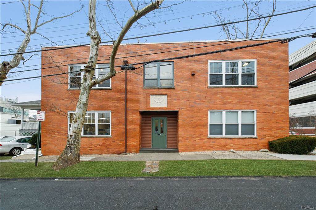 96 Haarlem Avenue - Photo 1