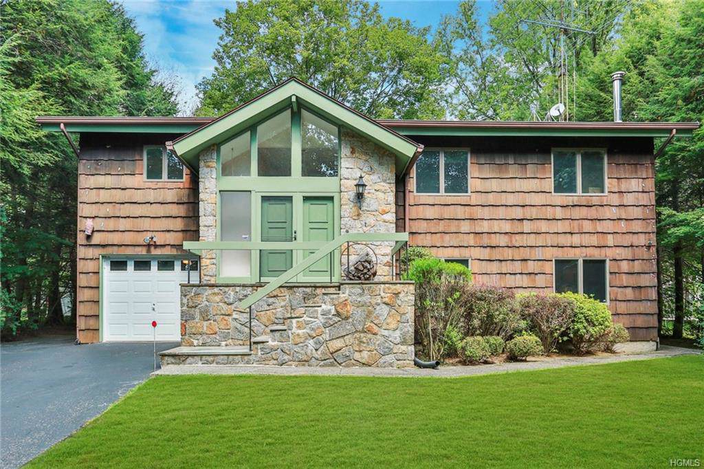 108 Westlake Drive - Photo 1