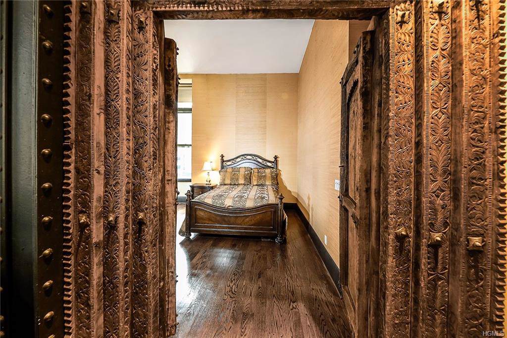 150 Nassau Street - Photo 1