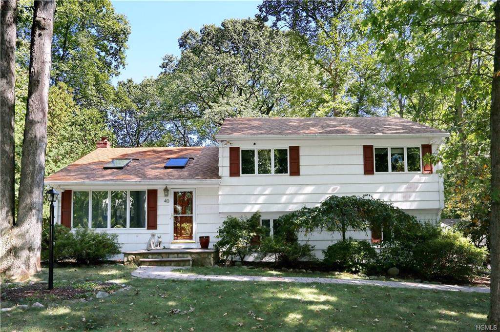 40 Wilshire Drive - Photo 1