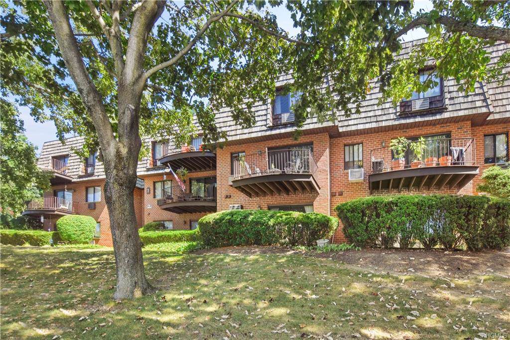 2 Briarcliff Drive - Photo 1