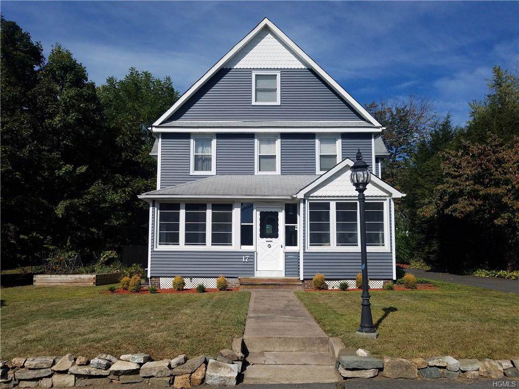 17 Allen Lane - Photo 1
