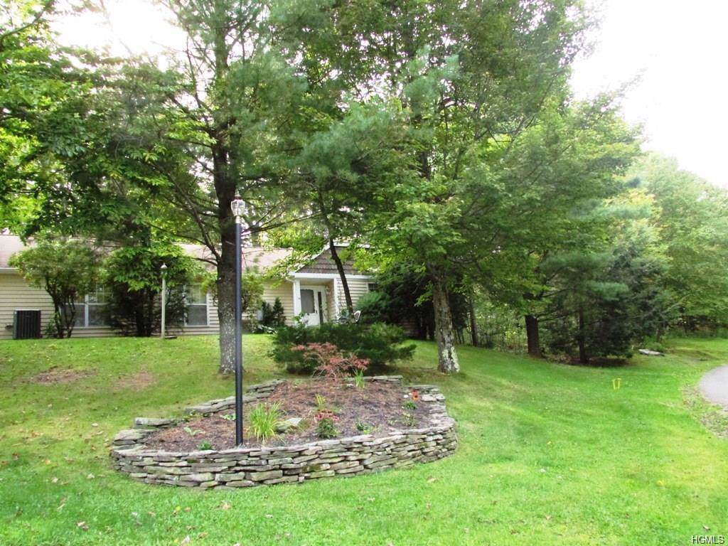 196 Hidden Ridge Drive - Photo 1
