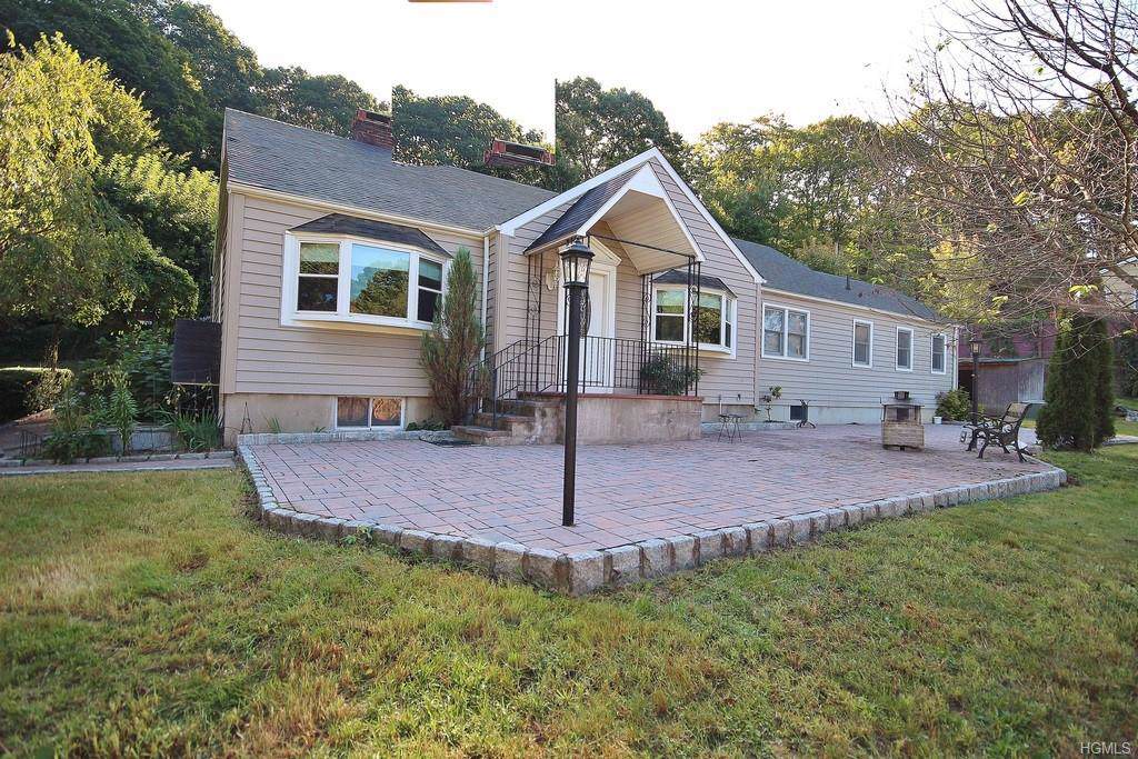 5 Dogwood Lane - Photo 1 5 Dogwood Lane - Photo 1