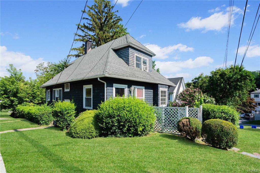 22 Irvington Street - Photo 1