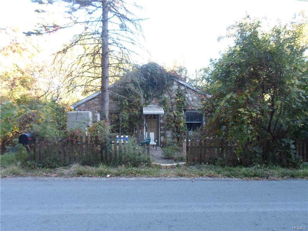 103 Mountain Road - Photo 1