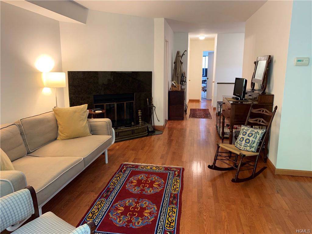 8 Park Drive - Photo 1