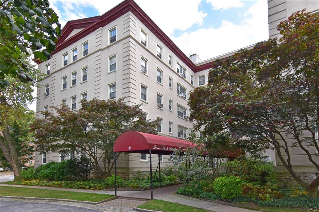 4 Park Lane - Photo 1