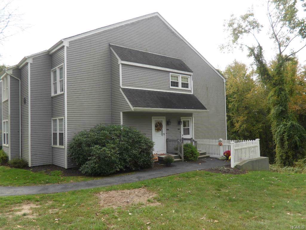 208 Misty Hills Lane - Photo 1