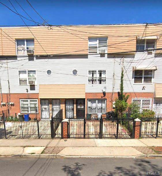 2065 Cicero Avenue - Photo 1