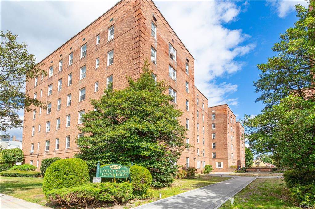 70 Locust Avenue - Photo 1