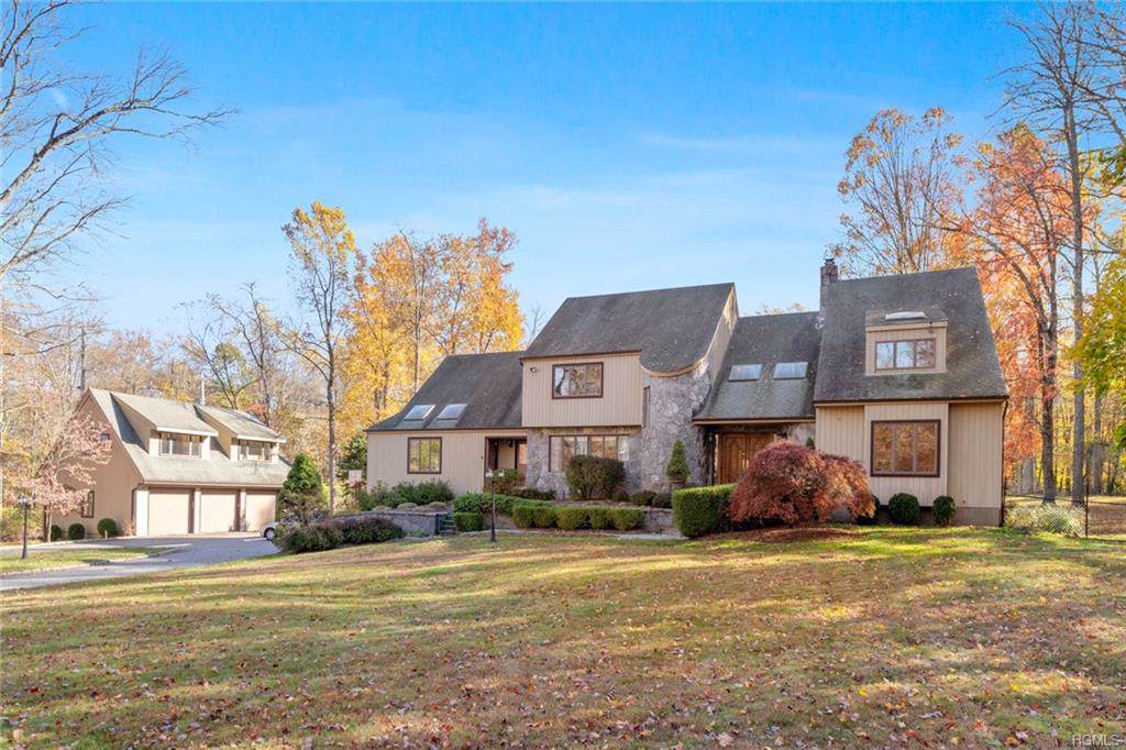 24 Schoolhouse Road - Photo 1