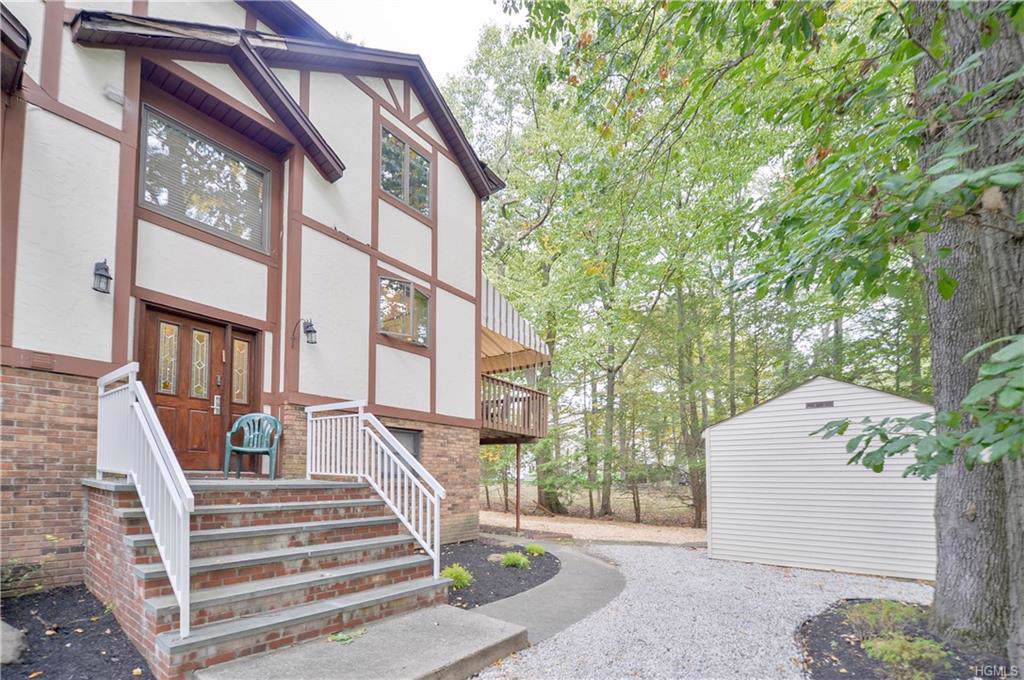 24 Remsen Avenue - Photo 1