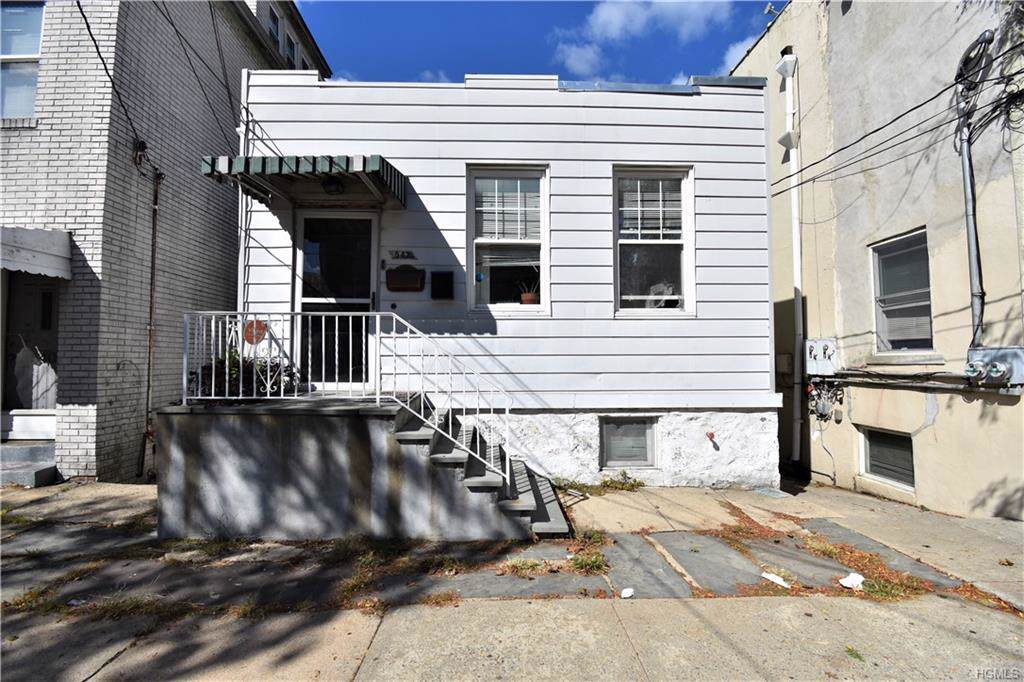 542 Terrace Avenue - Photo 1