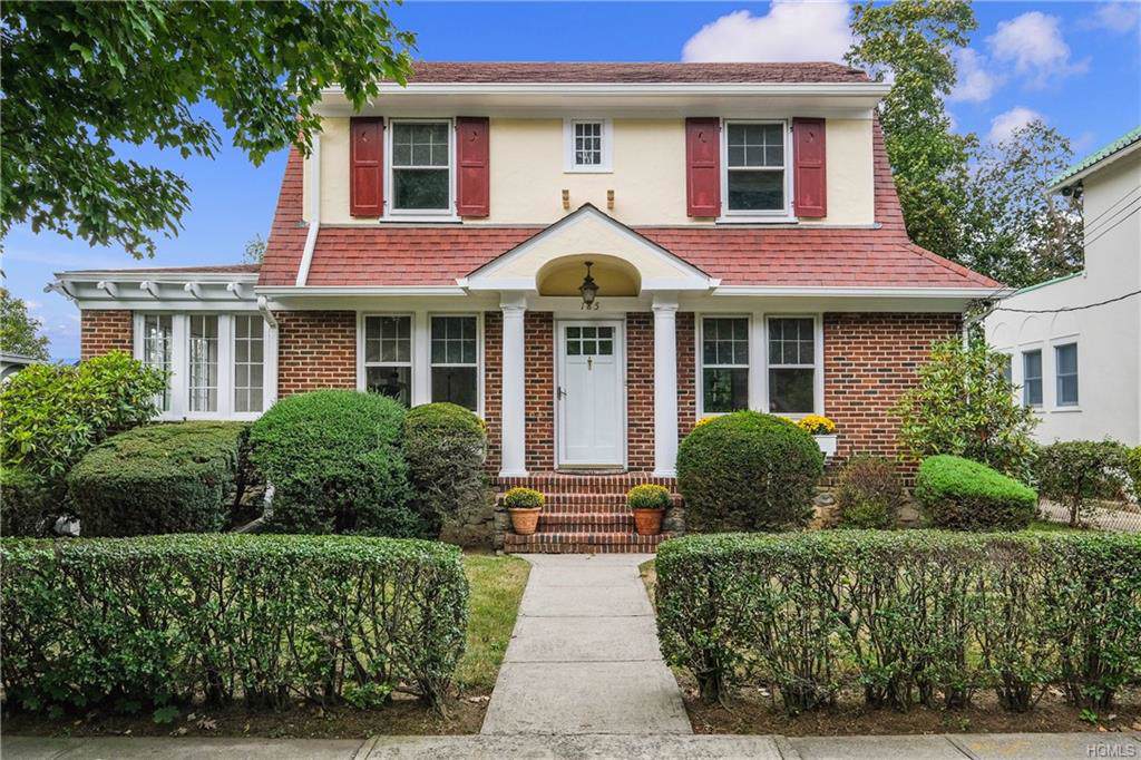 185 Dante Avenue - Photo 1