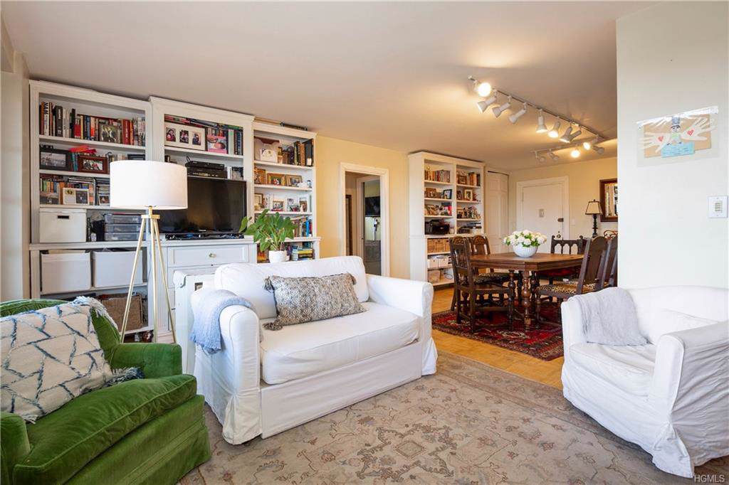 5900 Arlington - Photo 1
