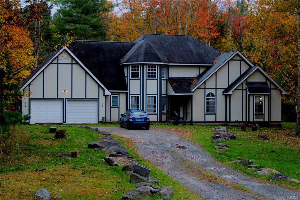 19 Eva Drive - Photo 1