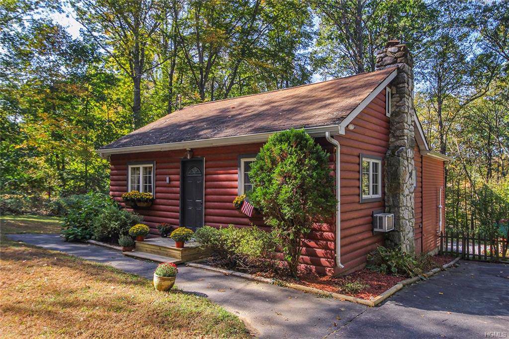 10 Mcgregor Lane - Photo 1