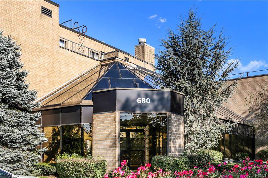 680 Boston Post Road - Photo 1