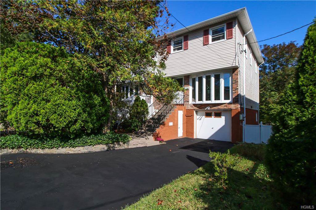 10 Regina Place - Photo 1