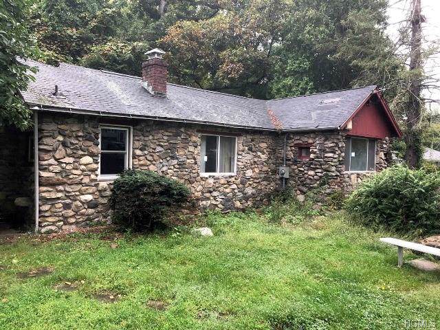 18 Lakeview Road - Photo 1