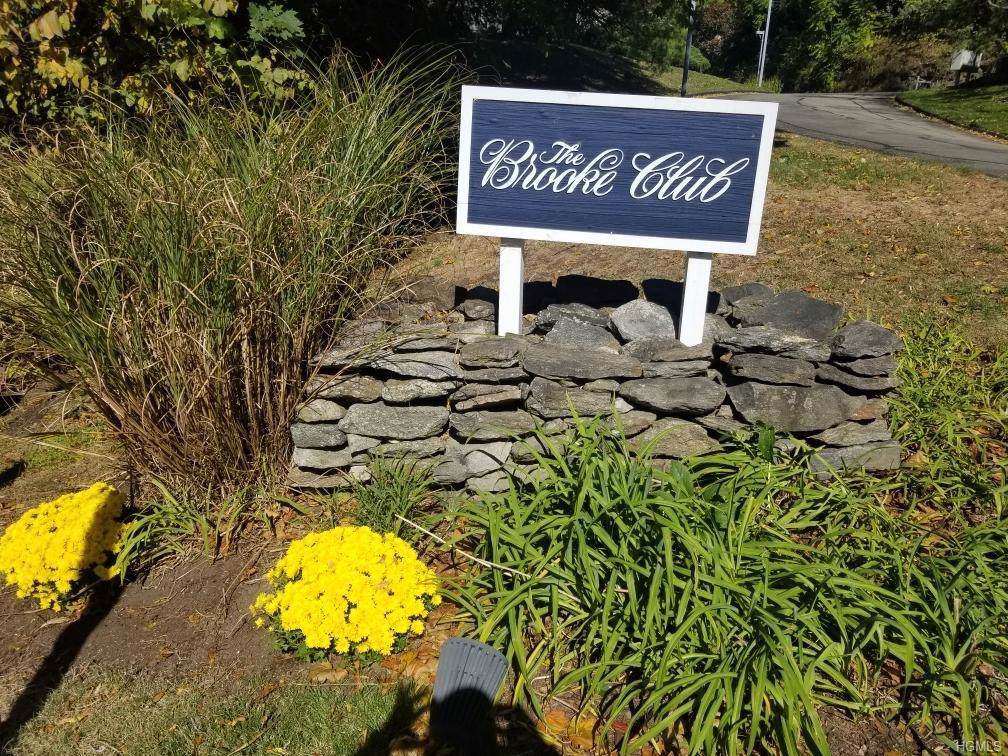 2 Brooke Club Drive - Photo 1