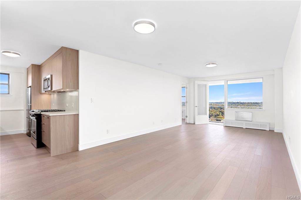 5900 Arlington Avenue - Photo 1