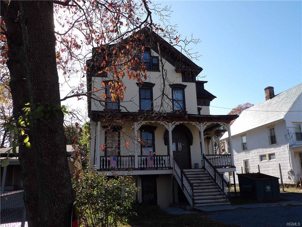 25 Main - Photo 1