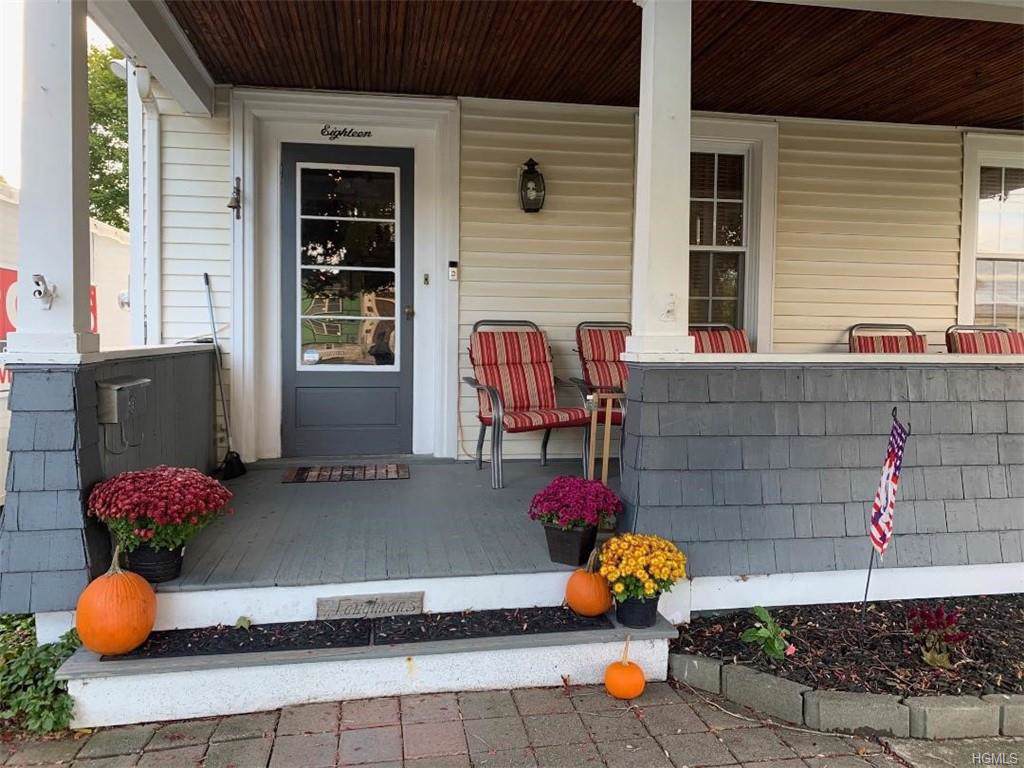 18 Mesier Avenue - Photo 1