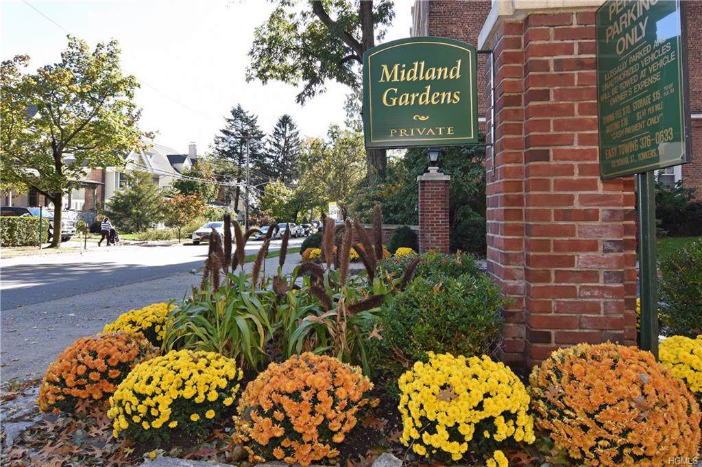 2 Midland Gdns - Photo 1