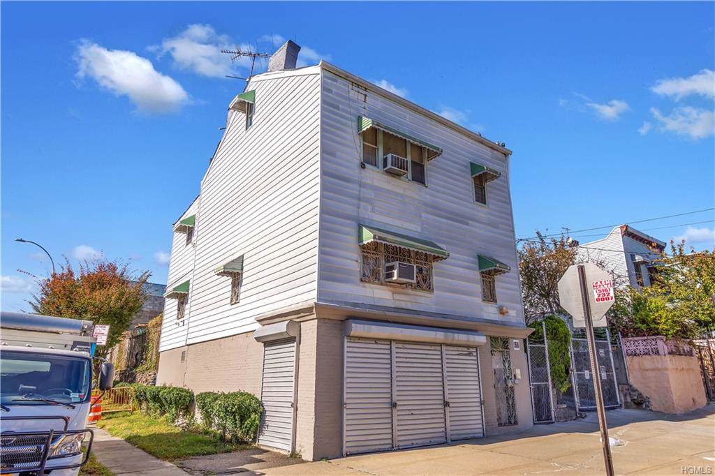 417 Wales Avenue - Photo 1