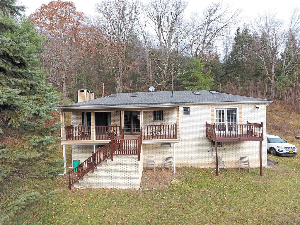 16 Frank Smith Road - Photo 1