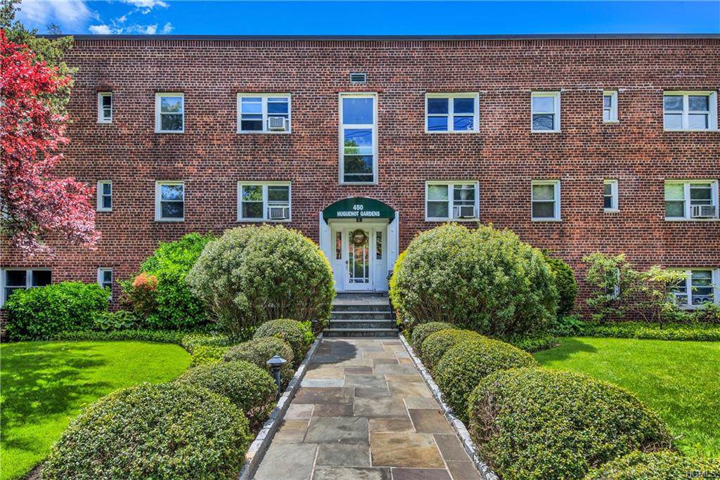 450 Pelham Road - Photo 1