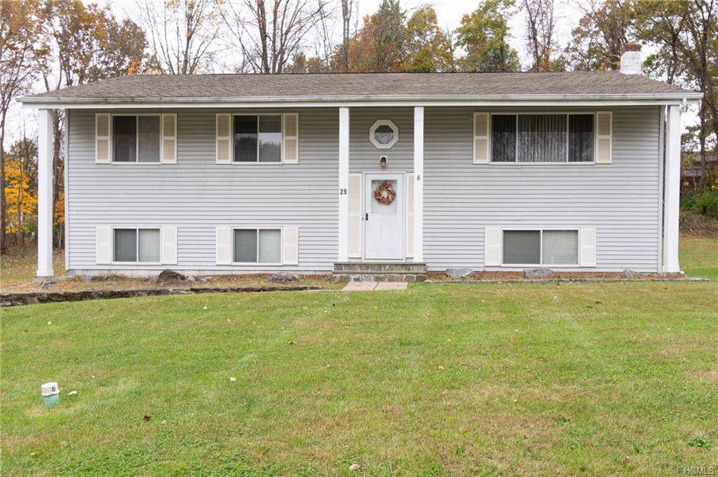 29 Nicole Drive - Photo 1