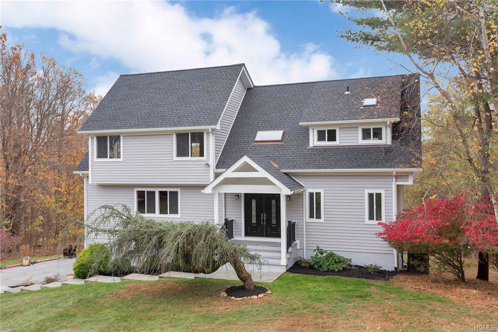 15 Angela Drive - Photo 1